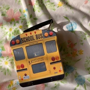 🚌 school bus tin
